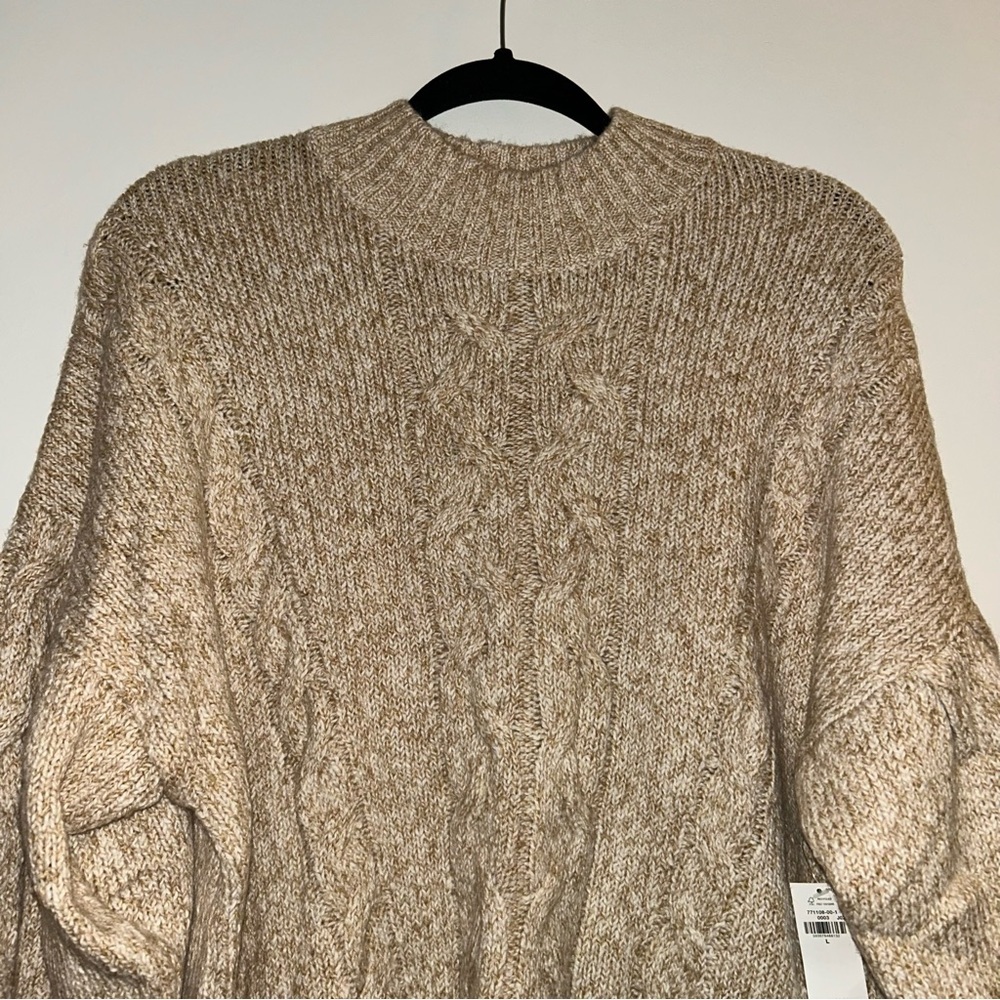 Old Navy Women’s Beige Heathered Mock Neck Knit Pullover Sweater Large NWT - Picture 2 of 6